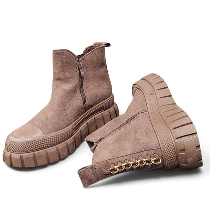Boots in Braun