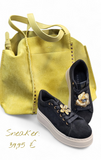 Plateau-Sneaker "Schwarz/Goldene Details"